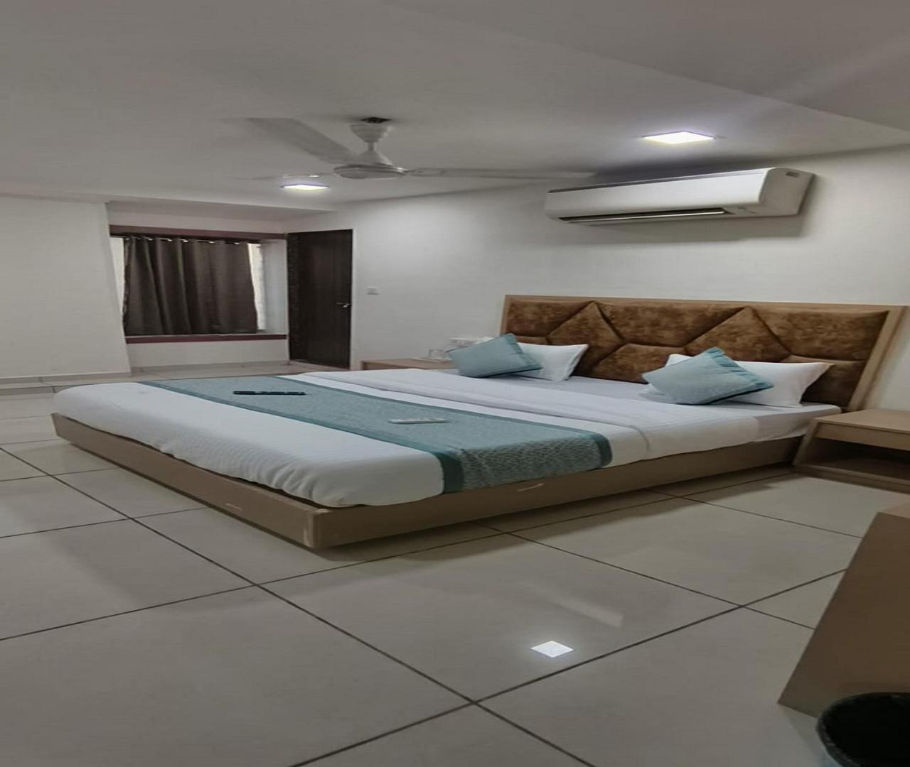Hotel Nest View Ahmedabad Exterior foto